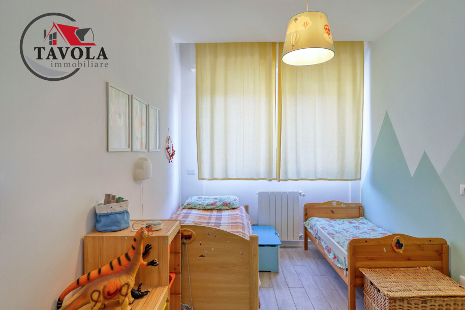 BISUSCHIO, TRILOCALE CON ACCESSORI-11