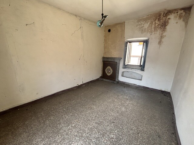 BRENTA, PORZIONE DI CASA TERRA CIELO DA RISTRUTTURARE-12