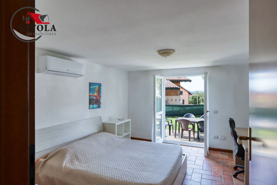 CUASSO AL PIANO, VILLETTA CON GIARDINO-14