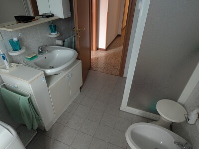 BISUSCHIO, TRILOCALE CON BOX-15