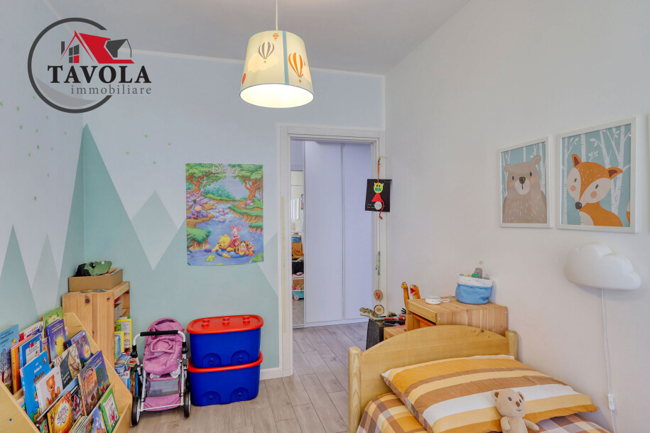 BISUSCHIO, TRILOCALE CON ACCESSORI-12