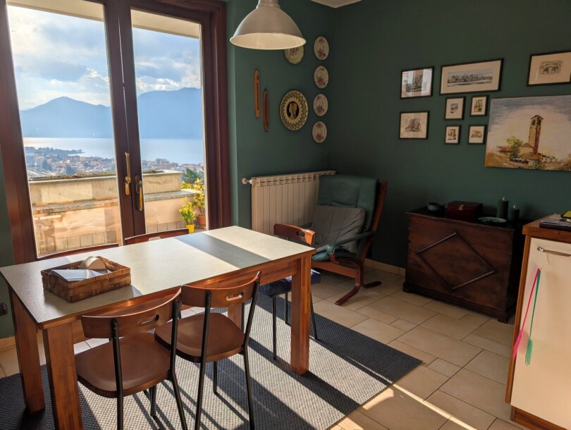 LUINO, PORZIONE DI VILLA BIFAMILIARE-12