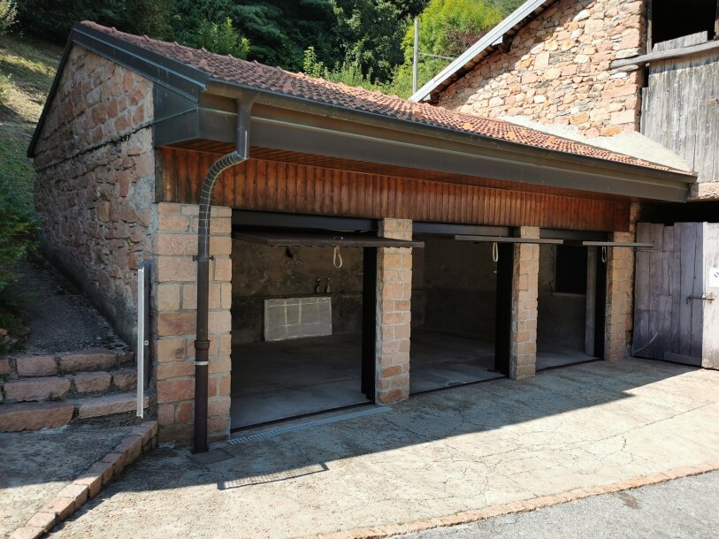 CAVAGNANO, PORZIONE DI CASA CON ACCESSORI-13
