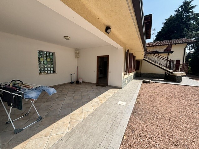 ARCISATE, VILLA BIFAMILIARE-14