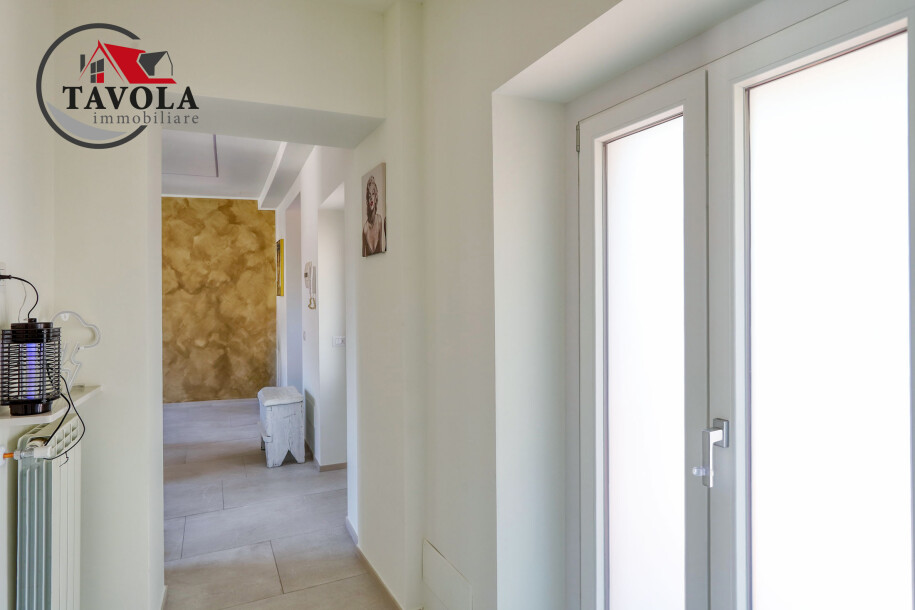 BISUSCHIO, BILOCALE RISTRUTTURATO CON TERRAZZO-13
