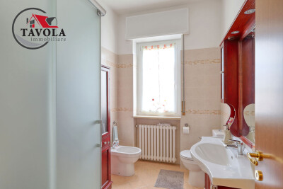 INDUNO OLONA, TRILOCALE CON BOX ED ACCESSORIO