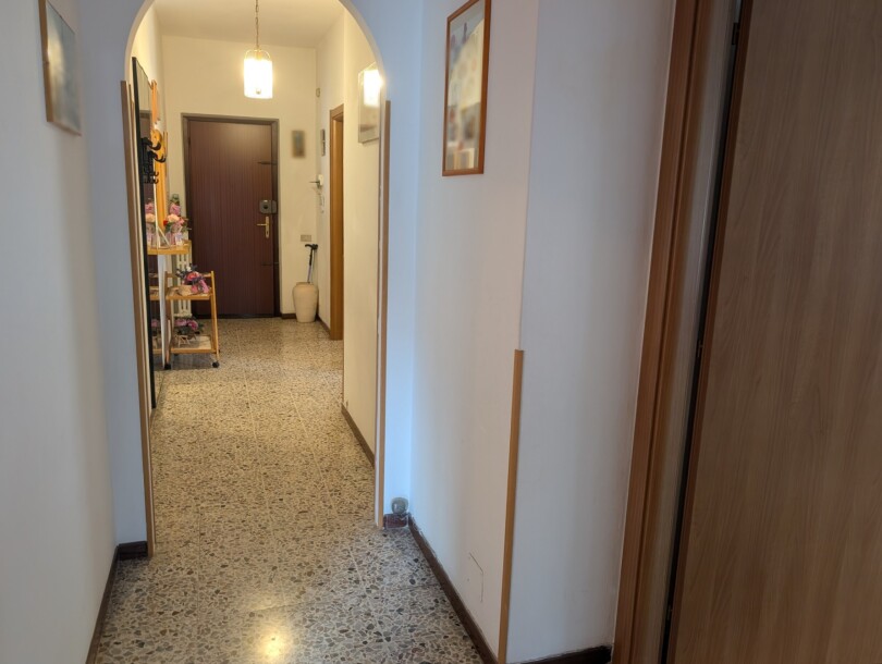 BISUSCHIO, TRILOCALE CON BOX-16
