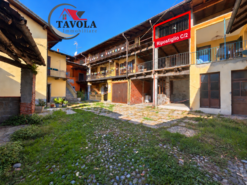 BRENTA, BILOCALE MANSARDATO CON TERRAZZINO COPERTO-13