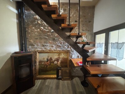 CUASSO AL MONTE, PORZIONE DI CASA RISTRUTTURATA