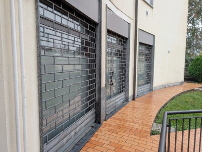 VARESE, VIALE BORRI, MONOLOCALE CON BOX-14