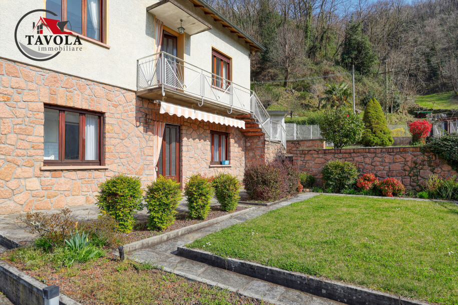PORTO CERESIO, CASA BIFAMILIARE-16