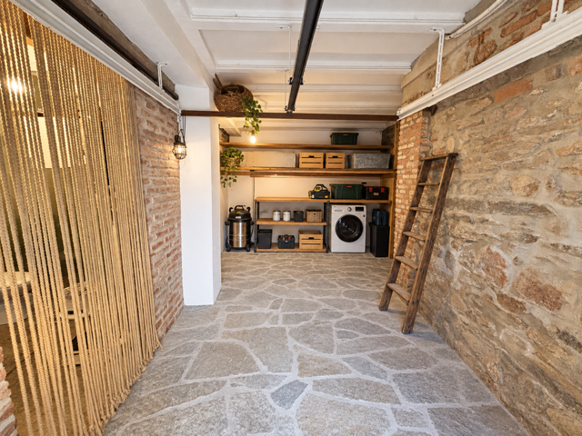 CUASSO AL MONTE, PORZIONE DI CASA RISTRUTTURATA-15