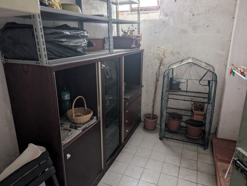 BISUSCHIO, TRILOCALE CON BOX-17