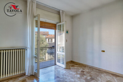 ARCISATE, TRILOCALE IN BIFAMILIARE-15