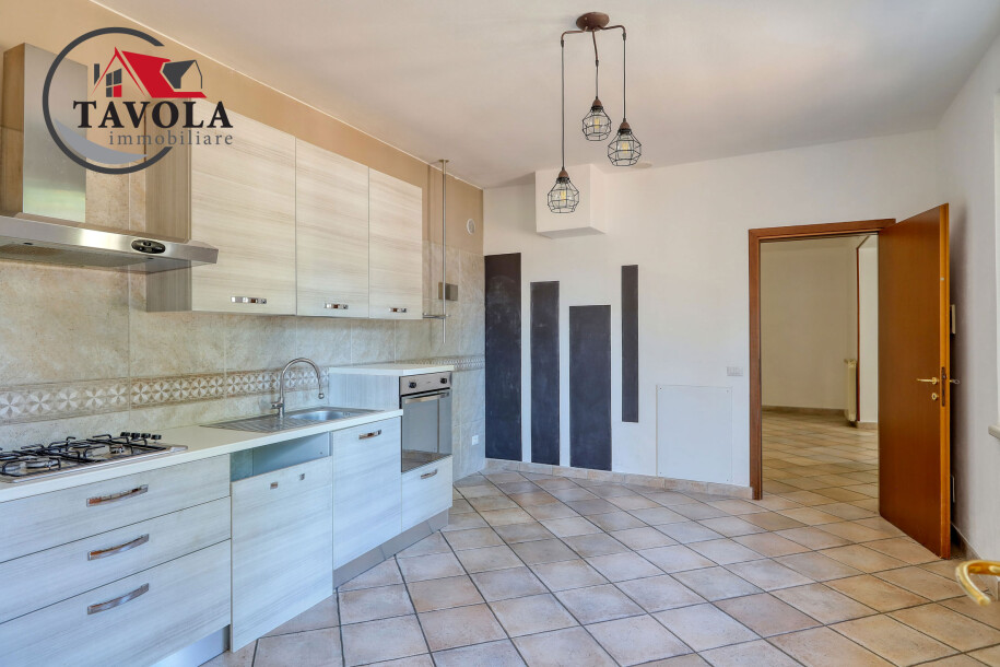 ARCISATE, VILLA BIFAMILIARE-15