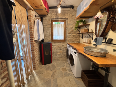CUASSO AL MONTE, PORZIONE DI CASA RISTRUTTURATA-16