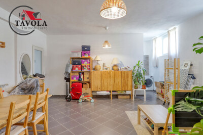 BISUSCHIO, TRILOCALE CON ACCESSORI-15