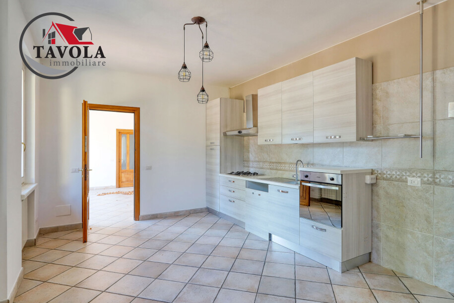 ARCISATE, VILLA BIFAMILIARE-16