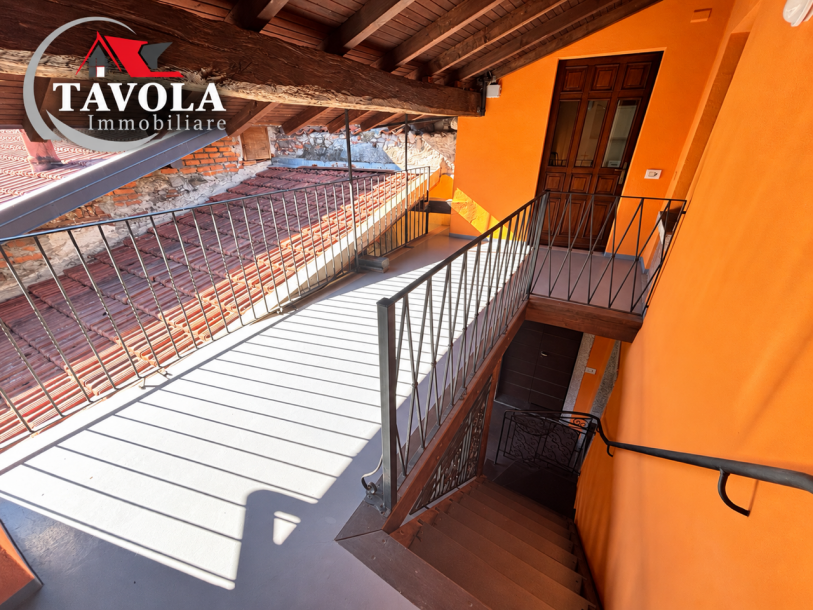 BRENTA, BILOCALE MANSARDATO CON TERRAZZINO COPERTO-16
