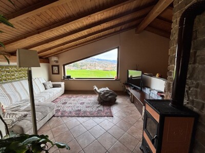 ARCISATE, VILLA A SCHIERA DI TESTA CON GIARDINO-22