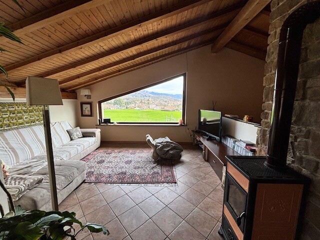 ARCISATE, VILLA A SCHIERA DI TESTA CON GIARDINO-22