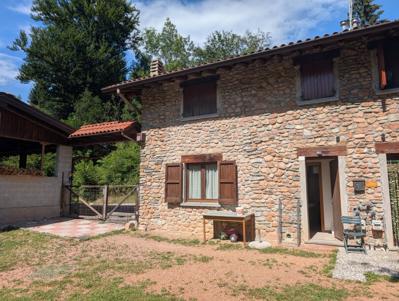 CUASSO AL MONTE, IMBORGNANA, DOPPIA PORZIONE DI CASA-18