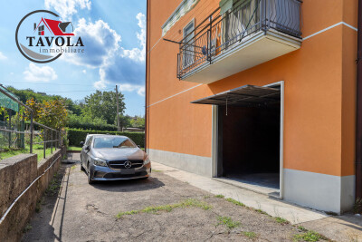 ARCISATE, TRILOCALE RISTRUTTURATO CON BOX E GIARDINO PRIVATO-21