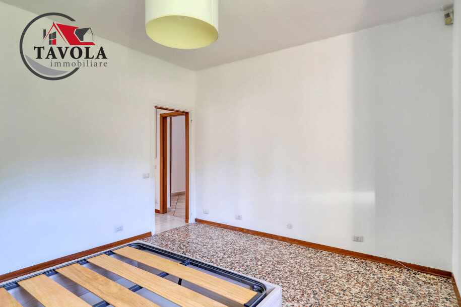 ARCISATE, VILLA BIFAMILIARE-18