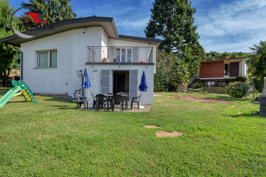 CUASSO AL PIANO, VILLETTA CON GIARDINO-20