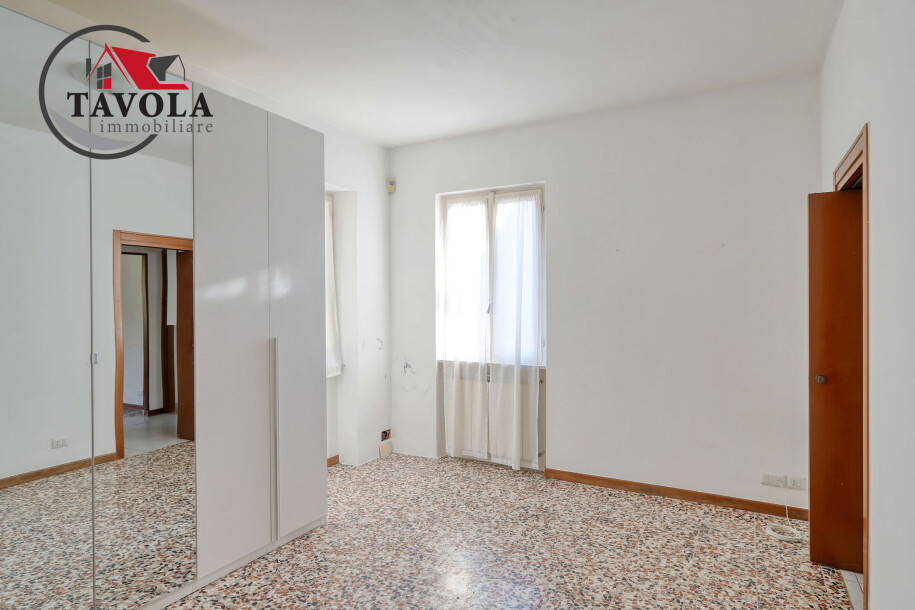 ARCISATE, VILLA BIFAMILIARE-19