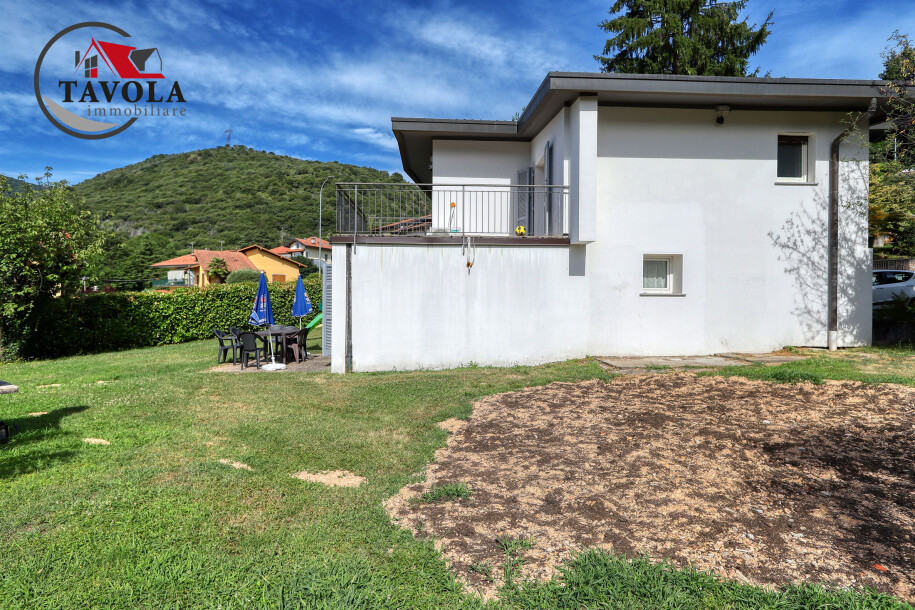 CUASSO AL PIANO, VILLETTA CON GIARDINO-22