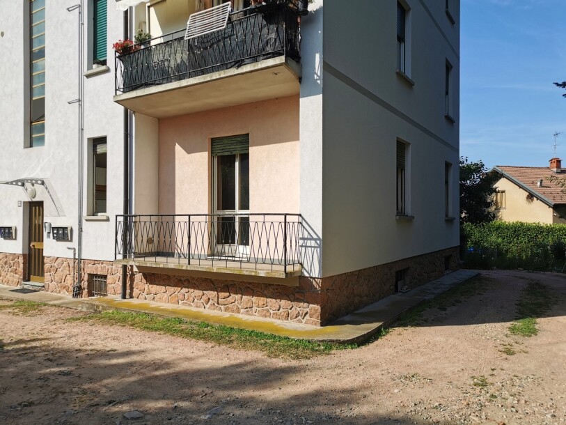 CUASSO AL MONTE, BILOCALE-2
