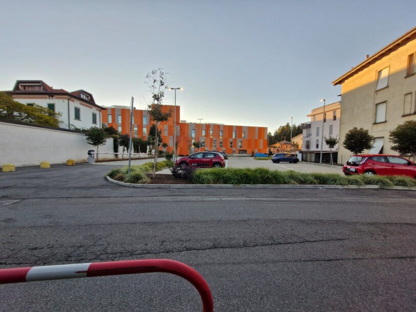 VARESE, POSTO AUTO SCOPERTO-2