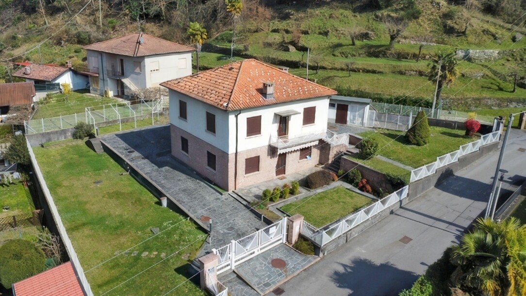 PORTO CERESIO, CASA BIFAMILIARE-2