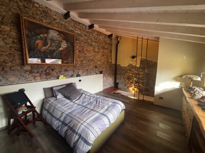 CUASSO AL MONTE, PORZIONE DI CASA RISTRUTTURATA