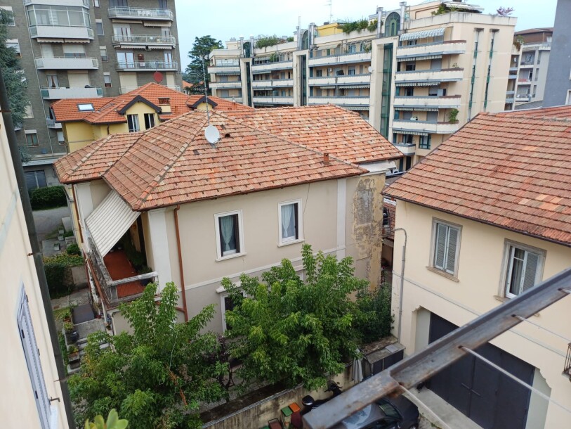 VARESE, BILOCALE CON AMPIO BOX DOPPIO-22