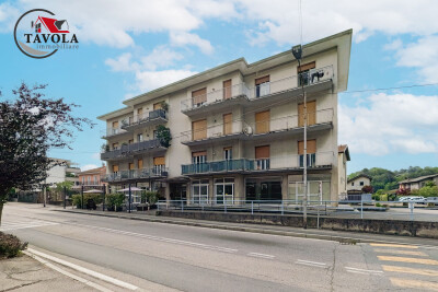 INDUNO OLONA, TRILOCALE RISTRUTTURATO CON CANTINA E BOX