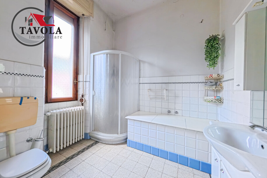 ARCISATE, VILLA BIFAMILIARE-26