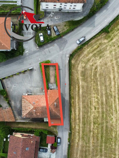 PORZIONE DI CASA LIBERA SU TRE LATI CON GIARDINO-27