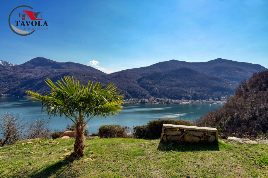 CUASSO AL MONTE, APPARTAMENTO CON PISCINA E VISTA LAGO-33