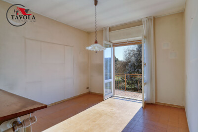 ARCISATE, TRILOCALE IN BIFAMILIARE-3