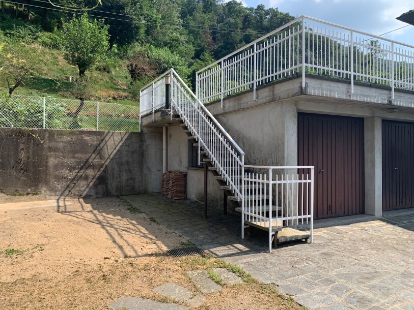 PORTO CERESIO, CASA BIFAMILIARE-31