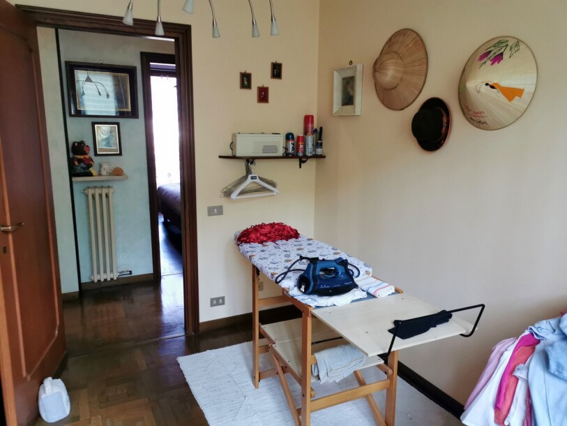 ARCISATE, SIGNORILE VILLA BIFAMILIARE-32