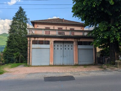 CUASSO AL MONTE, CASA INDIPENDENTE CON AMPIA AUTORIMESSA-32