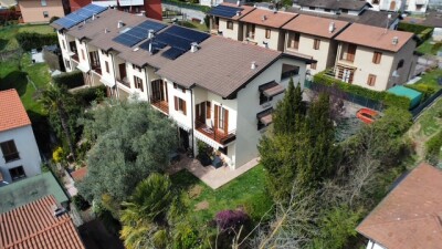 ARCISATE, VILLA A SCHIERA DI TESTA CON GIARDINO-41