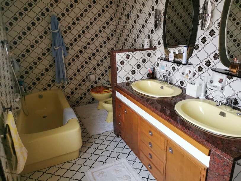 ARCISATE, SIGNORILE VILLA BIFAMILIARE-36
