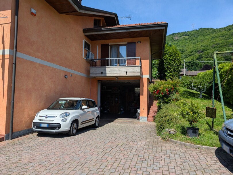 CUASSO AL PIANO, SIGNORILE VILLA CON PARCO-37