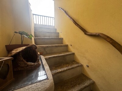 CUASSO AL MONTE, PORZIONE DI CASA RISTRUTTURATA