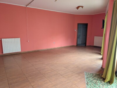 VARESE, VIALE BORRI, MONOLOCALE CON BOX-4