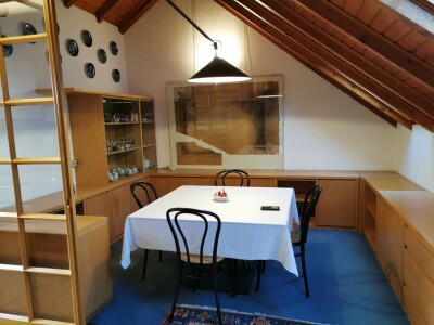 ARCISATE, SIGNORILE VILLA BIFAMILIARE
